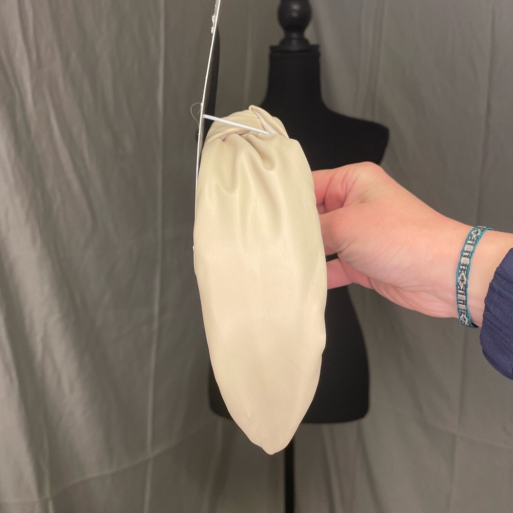 NWT Kristin Ess Cream Luxe Knotted Headband - Picture 3 of 6